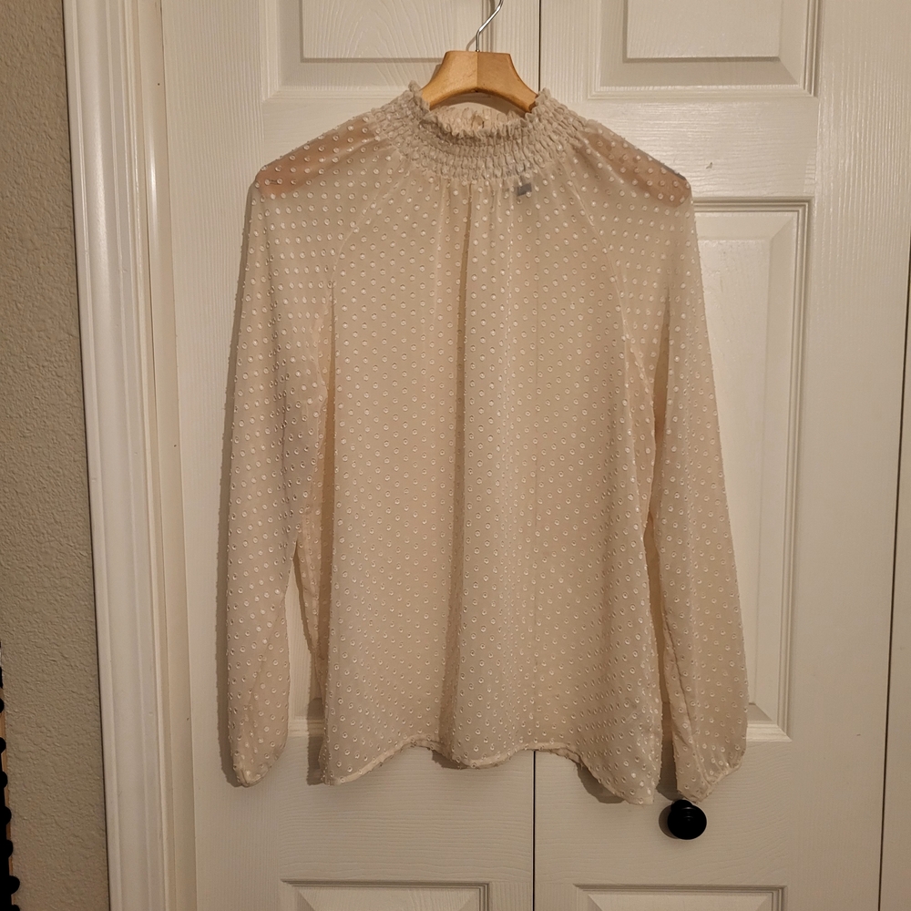 Mossimo Supply Co. Cream Textured Blouse